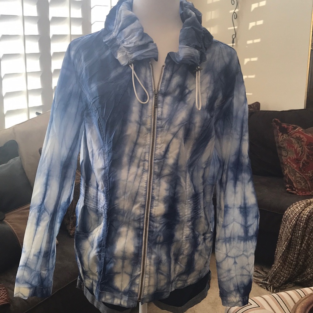 Christoper Banks tie dye windbreaker